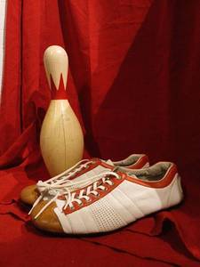 lot 1014 image: Prada size 11  Shoes White Red Brown Leather Lace-Up and bowling pin. Shoes do not have orginal insoles noted in pictures