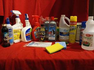 lot 1059 image: Cleaning Supplies Lot most half to full