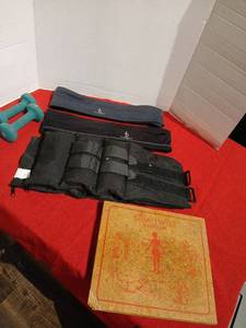 lot 1171 image: Vintage Slim Twist exerciser, flipbelt, 2 lb weights and 20lb ankle weights