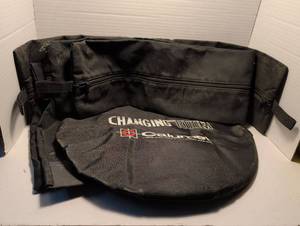 lot 1331 image: Empty softbox and reflector bags