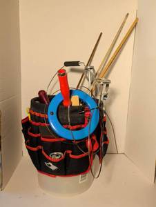 lot 1332 image: Tools in bucket organizer