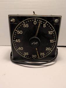 lot 1352 image: Cra Lab Model 300 Darkroom Timer 750 Watts