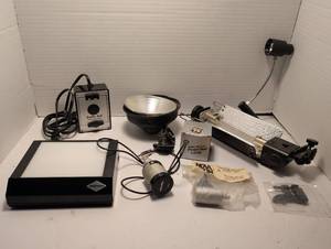lot 1375 image: Photography Lighting Equipment with Photoco Light Box, Projection Lamps and more