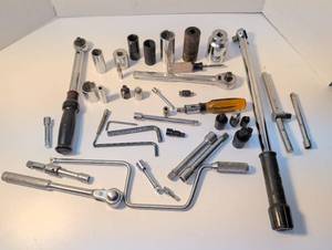 lot 1412 image: Mechanics Tools. Socket Wrenches and Torque Wrenches