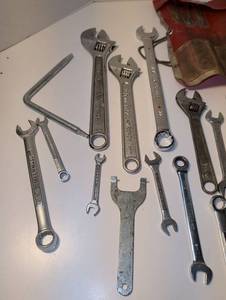 lot 1417 image: Wrenches lot with adjustable Wrenches Pliers, basin wrench and more