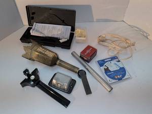 lot 1486 image: Black & Decker Drill Guide and misc.