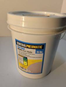 lot 1497 image: Central Pneumatic Glass Bead 80 Grit Blast Media 25 lbs