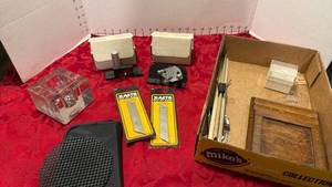 lot 1524 image: Logan straight and bevel cutters, x-acto blades and more