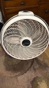 lot 1540 image: Lasko Cyclone fan