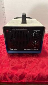 lot 1553 image: Villa 1000 Odor Free ozone generator