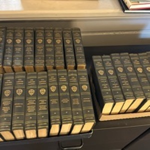 lot 1603 image: Antique books The Harvard Classics volumes 19-50
