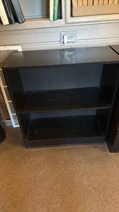 lot 1612 image: Book shelf 30x28x12