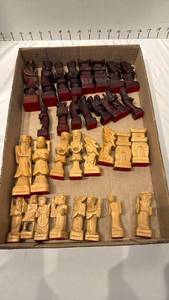 lot 1633 image: Chess pieces