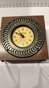 lot 1667 image: Vintage James Remind O Timer
