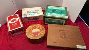 lot 1706 image: Cigar boxes