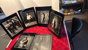 lot 1711 image: 11x14 portraits with velvet backing