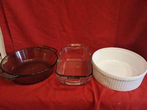 lot 1816 image: Baking dishes