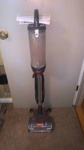lot 2011 image: Shark Duo Clean Upright Hard Floor Cleaner