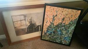 lot 2039 image: Wall decor 27X20 and smaller