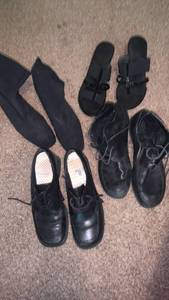 lot 2045 image: Ladies shoes 8-9