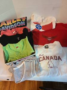 lot 2115 image: Assorted t-shirts, M, L