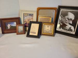 lot 2163 image: Small pictures and frames