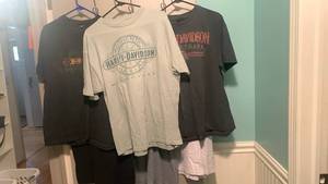 lot 2322 image: Harley Davidson T shits most likely size L
