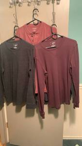 lot 2351 image: Mens shirts Size M