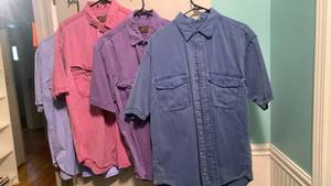 lot 2363 image: Eddie Bauer mens shirt size L Tags removed