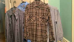 lot 2372 image: Mens shirts size M