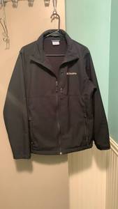 lot 2376 image: Mens Columbia jacket size M