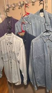 lot 2392 image: Mens long sleeve button up shirts size L