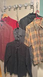 lot 2396 image: Mens long sleeve button up shirts size unknown tags taken out possible L