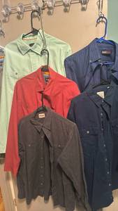 lot 2399 image: Mens long sleeve button up shirts size M and  L