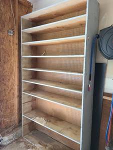 lot 4000 image: Garage shelves, 88x49x13.5