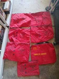 lot 4110 image: Nylon bank bags&nbsp