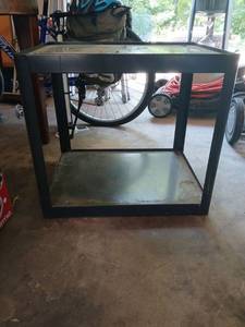 lot 4118 image: Metal Work Table shelf  2-Shelf 22x24x18.5 inches