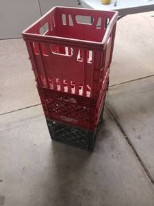 lot 4201 image: Hiland Dairy Milk Crate 1, Pevely  gray Crate one plain red 13x13