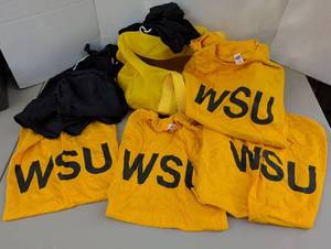lot 4307 image: Lot 4 WSU T-Shirts 3 Black Shorts College Packs Size L