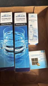 lot 4448 image: Refrigerator Water Filters