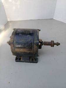 lot 4532 image: Commander A.C. Motor 14 HP  no cord