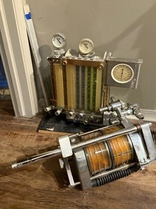 lot 960 image: Vintage Mid 20th Century Continuous Flow Anesthesia Machine