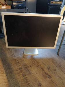 lot 1174 image: Apple Cinema HD Flat Panel Monitor with Silver Stand 29inch