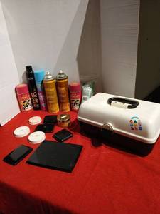 lot 1216 image: Cabooddle with Hair Care Products, Cosmetics, Accessories