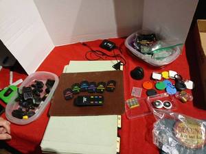 lot 1224 image: assortment  of air tags carabiner and more