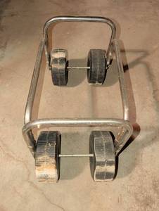 lot 3048 image: Aluminum rack or cart with wheels 12x18x12