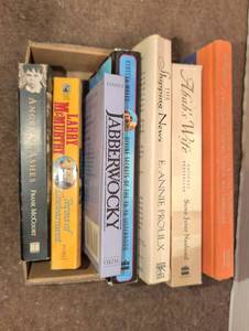 lot 3086 image: Lot of 5 popular fiction Books