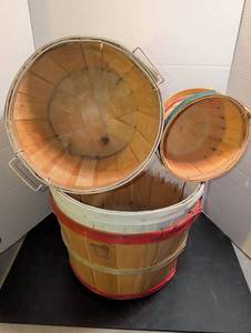 lot 3023 image: Wooden Basket Lot 4 Pieces