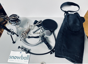 lot 1253 image: Blue Snowball USB Microphone with Accessories and Carrying Case