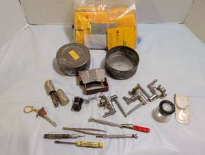 lot 3114 image: Misc. Photography equipment, loupes and hand tools